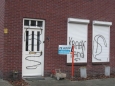 specialistische reiniging graffiti vanaf kunststof kozijnen en rolluiken